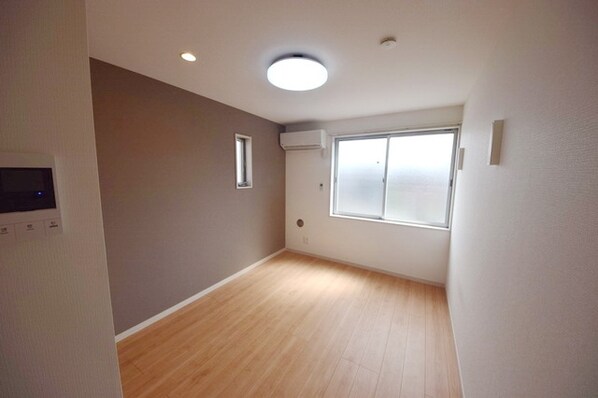 Ambition聖蹟桜ヶ丘IIの物件内観写真